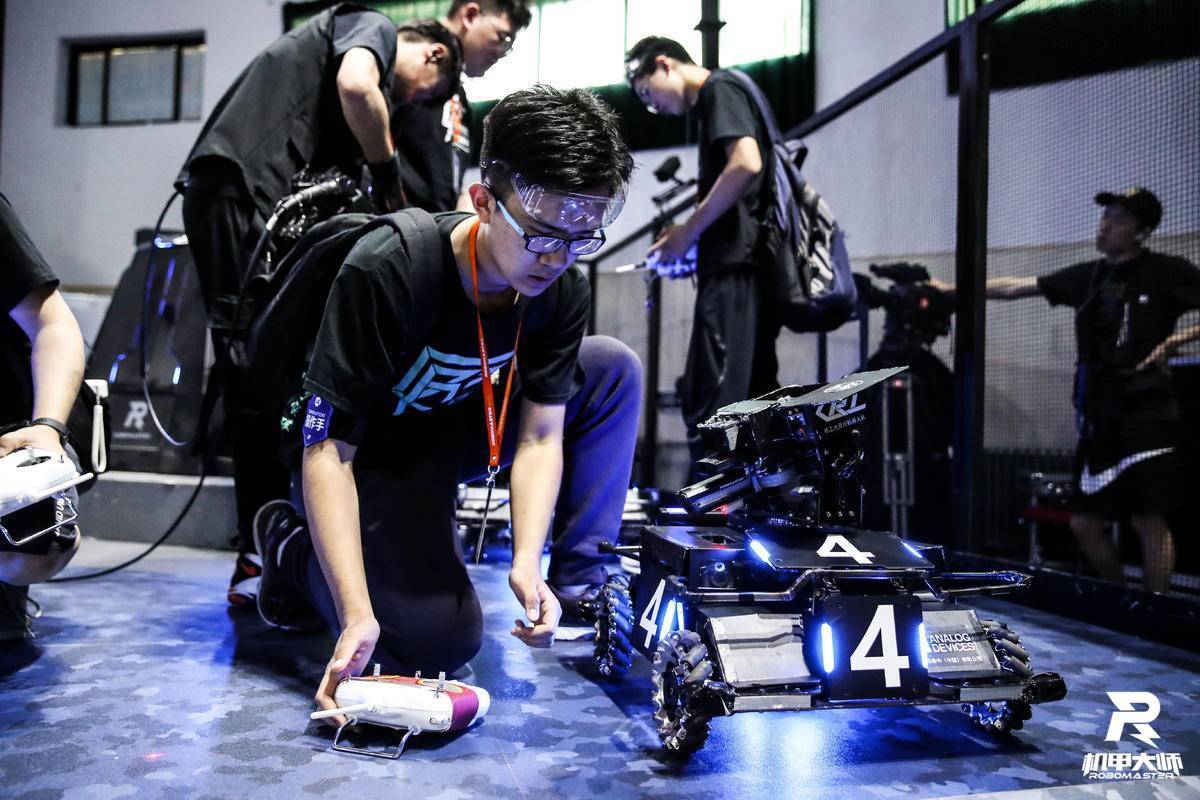 RoboMaster competition